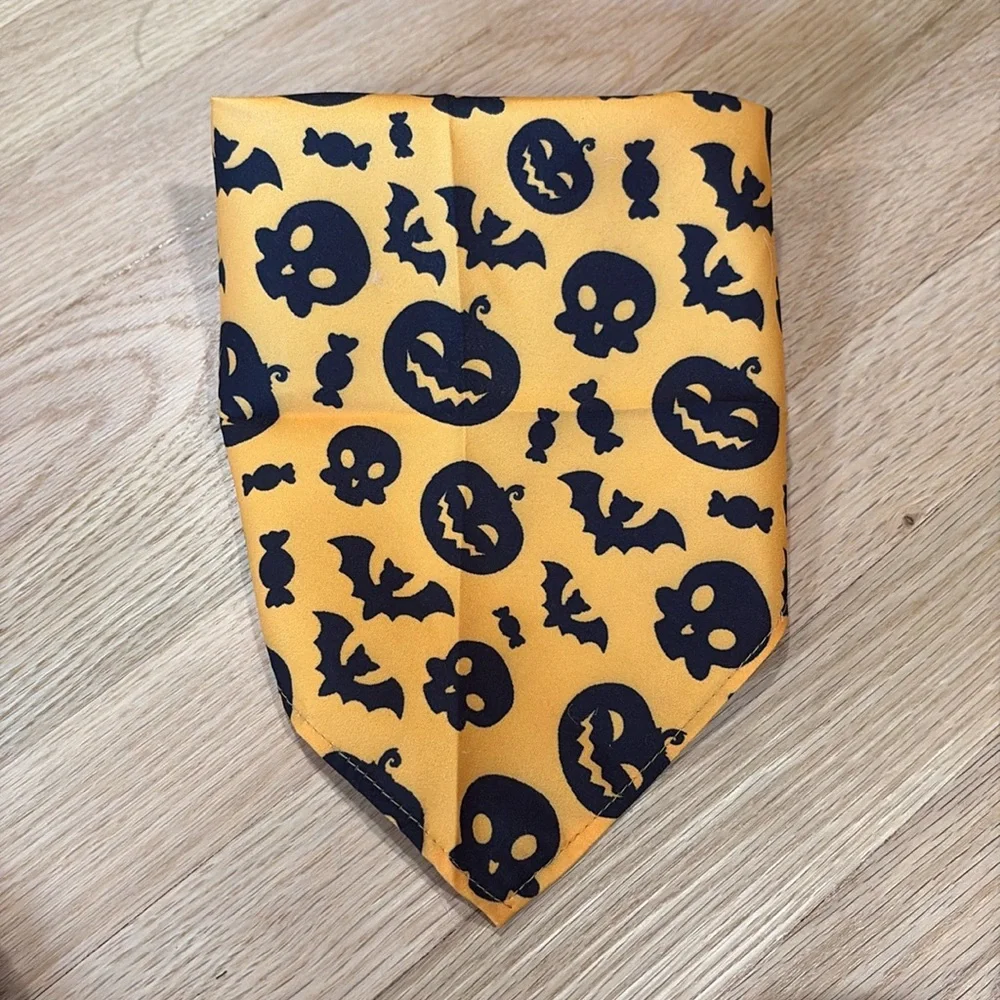 Jack-o’-lantern, Bat, Skull Patterned Pet Bandana Cats and Dogs